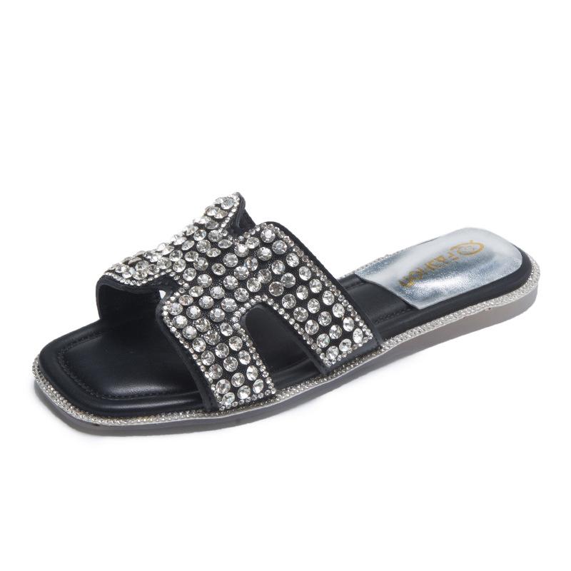 Тапочки на плоской подошве женские новинка 2025 года односложные стразы летняя одежда универсальные модные пляжные сандалии тапочки на плоской подошве