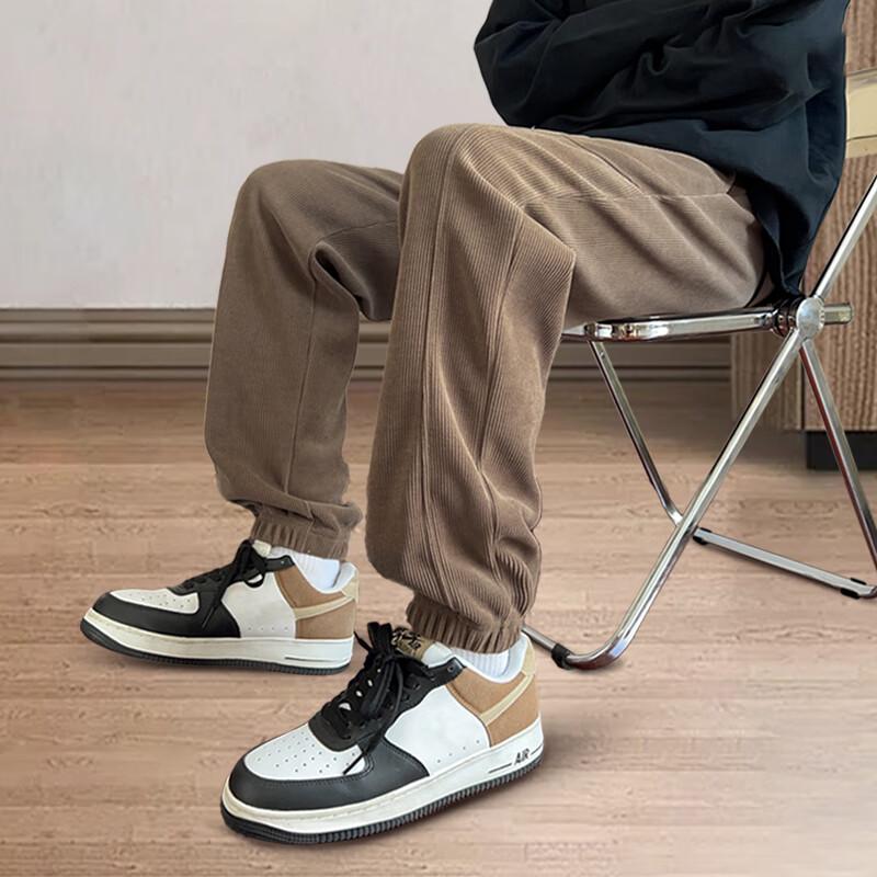 Jeanswest Men's American Retro Chenille Joggers