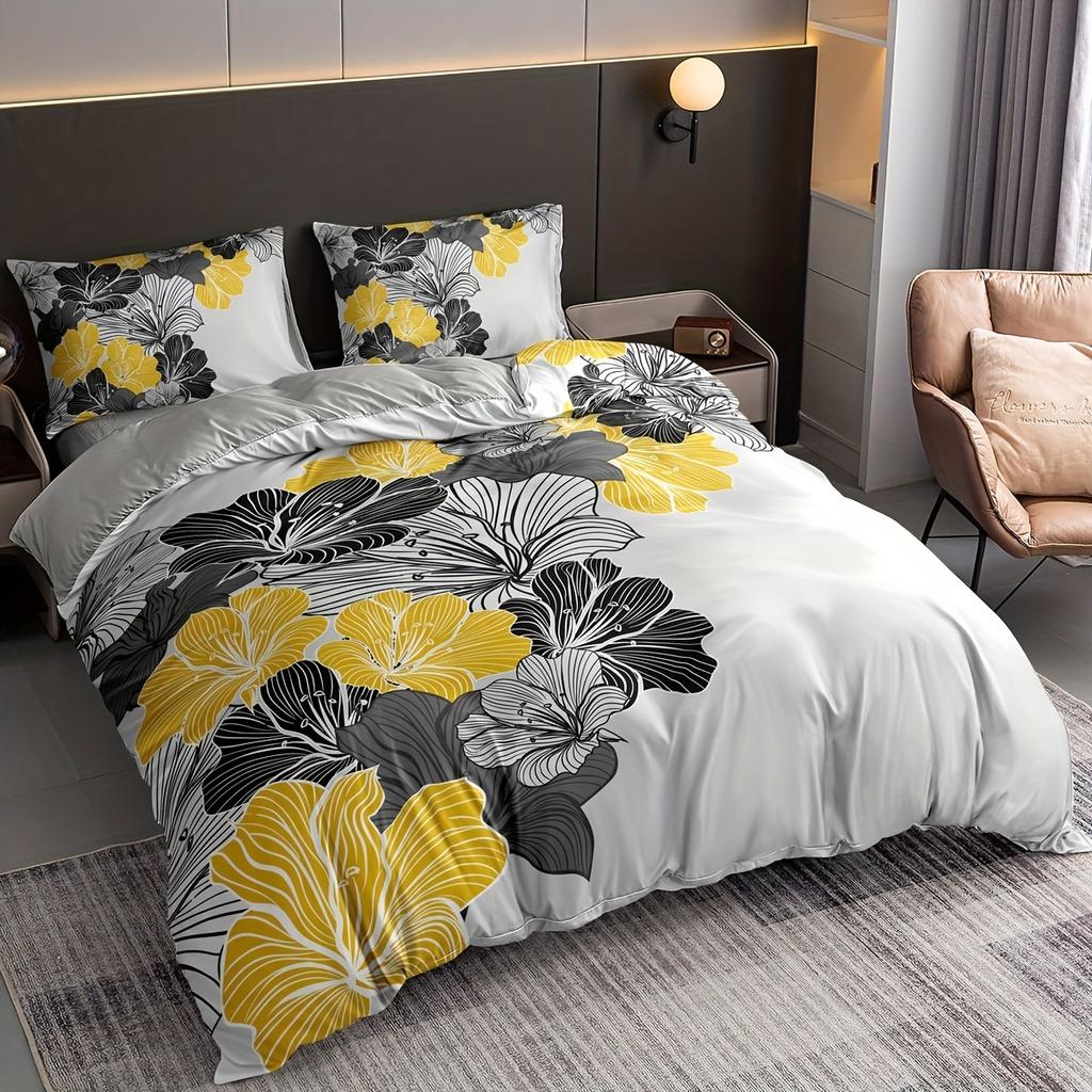 Soft and Comfortable Floral Digital Print Duvet Cover Set for Bedroom and Guest Room  Includes 1 Duvet Cover and 2 Pillowcases