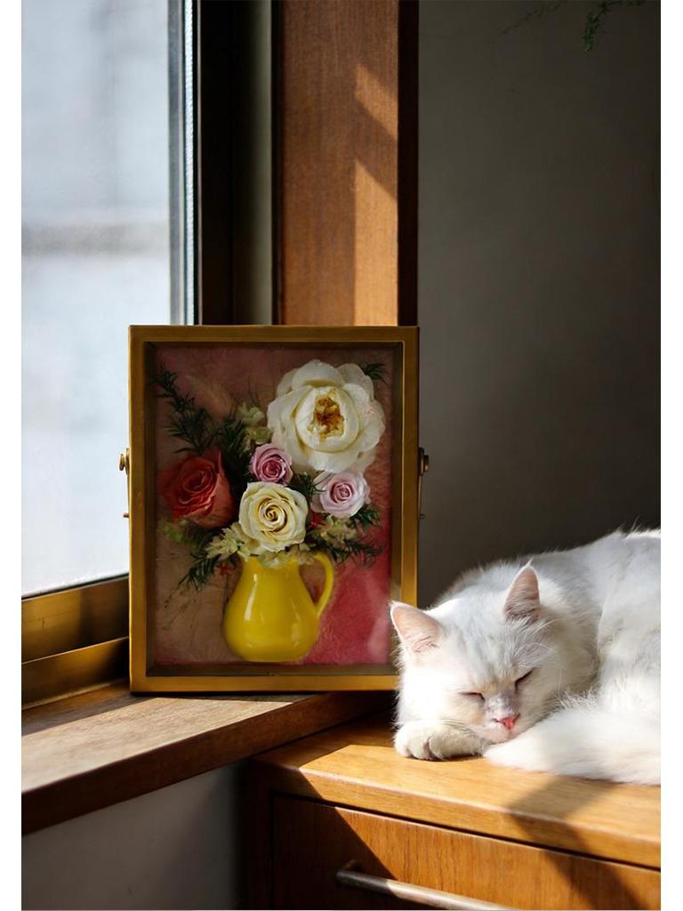 Everlasting Rose Vase & Frame - 3D Floral Gift for Mother's Day, Birthdays & Home Decor