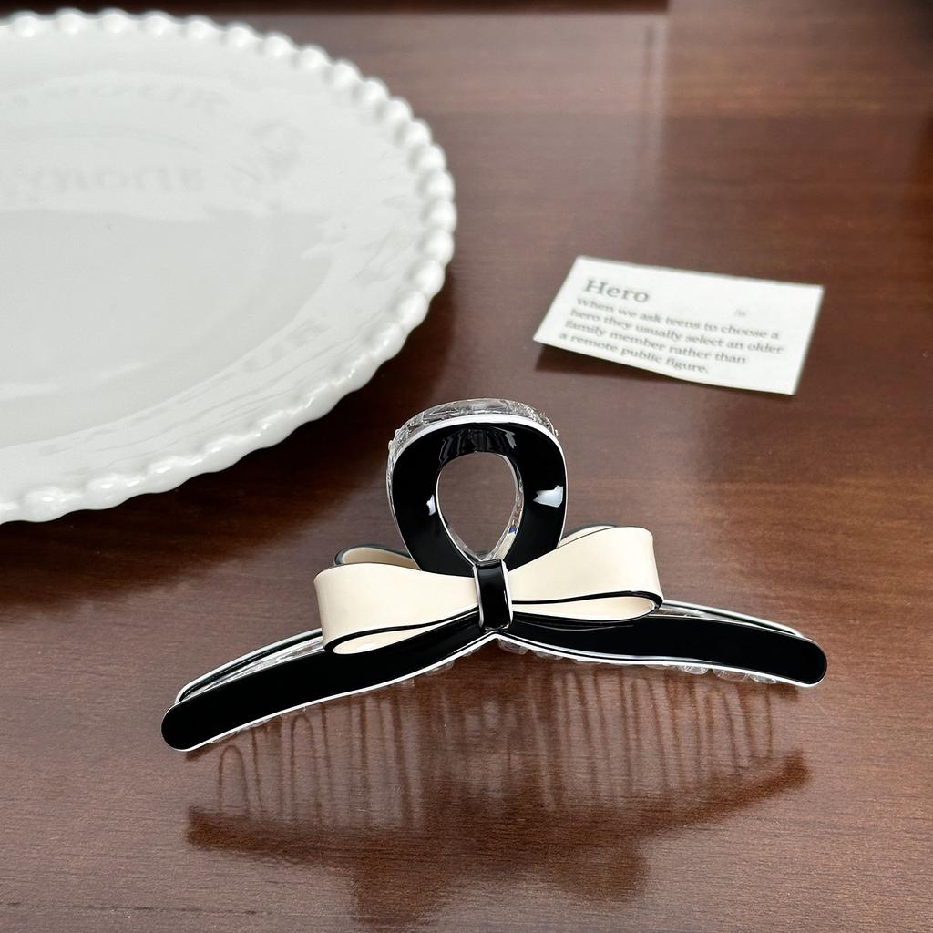 Новый Креативный Дизайн Геометрический Черно-Белый Цвет Бант Полый Зажим для Волос Ретро Ацетат Высокий Хвост Зажим-Акула