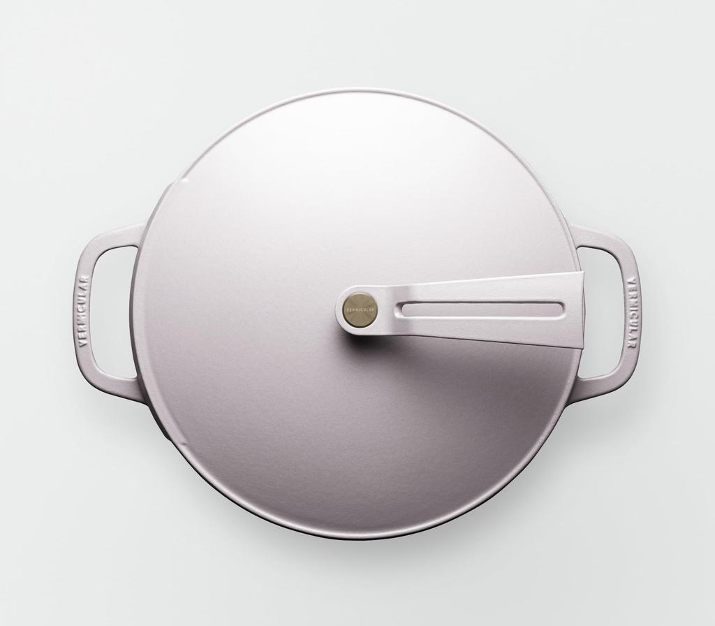 Vermicular Чугунная эмалированная кастрюля 26 см Матовый Облачный Розовый Безводное приготовление Безводная выпечка Специальная книга рецептов в комплекте Горшок для духовки 2 Самостоятельно стоящая крышка OP2R26S-PK