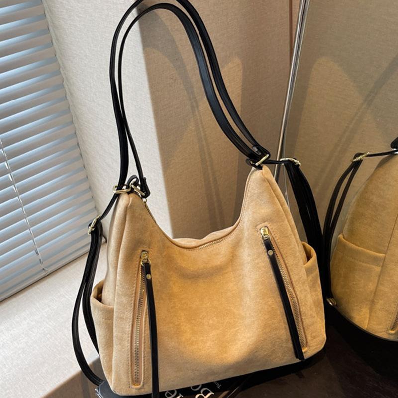 Large Capacity Bag Women's Summer Foreign Style 2025 New Matte Retro Shoulder Messenger Bag Casual Commuter Tote Bag