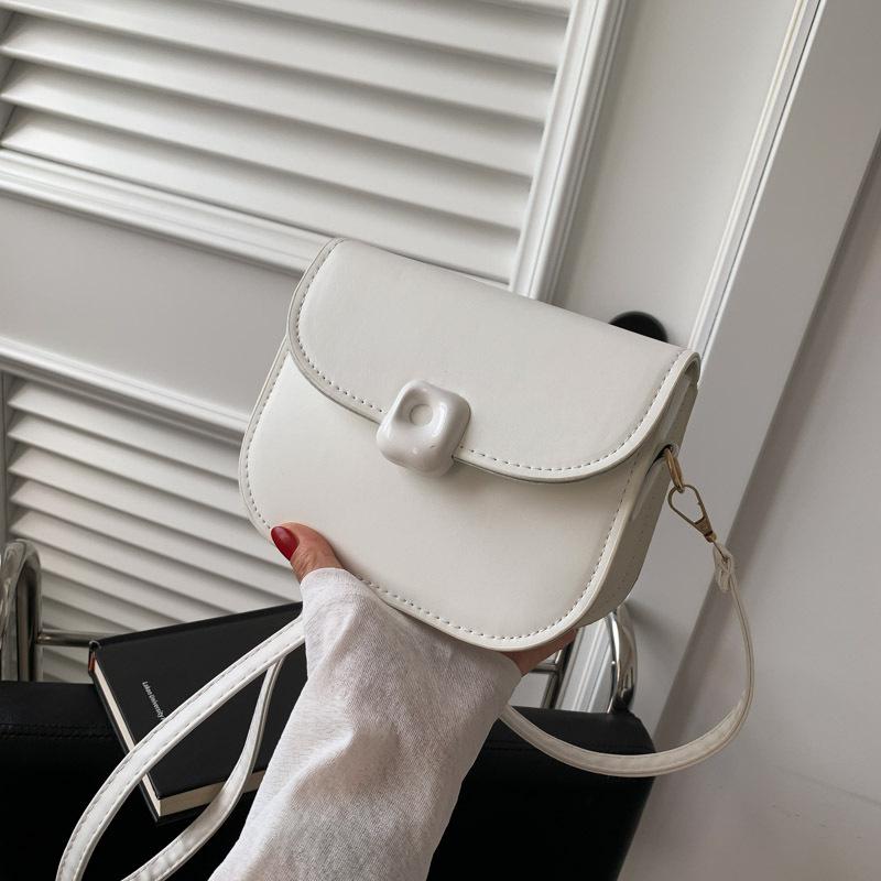 Корейская версия модной маленькой сумки 2024 года, новая женская сумка Mori, маленькая свежая сумка через плечо, простая ретро-сумка-мессенджер