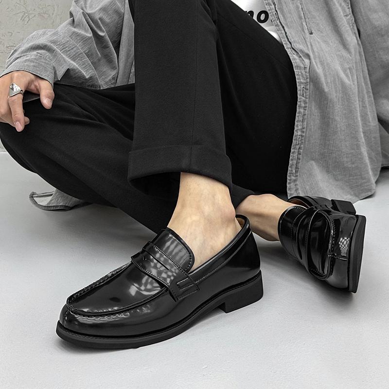 Fashion Fashion Men Casual Leather Thick Bottom Shoes 2025 New British Style One Step Genuine Leather Shoes Low Key Simple Business Shoe