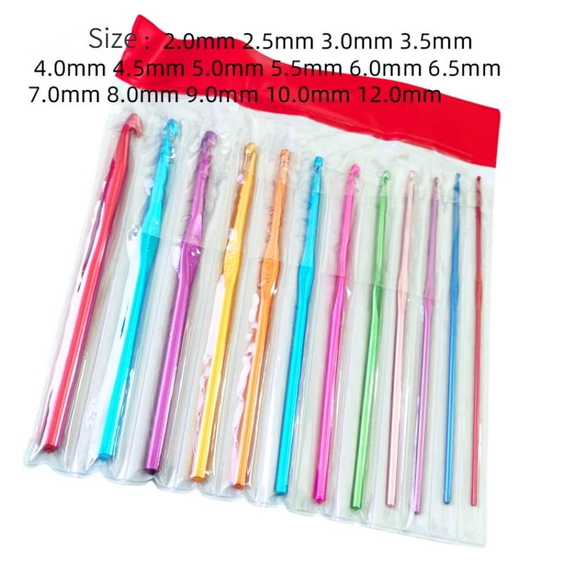 Набор алюминиевых крючков премиум-класса для вязания спицами и крючком с цветными столбиками без накида и спицами