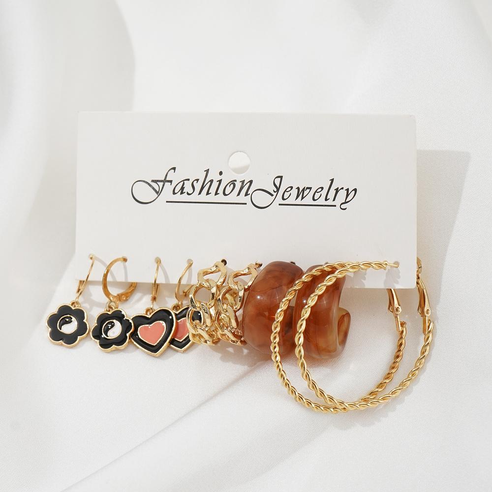 Винтажные серьги-кольца из янтарной смолы для женщин, металлические серьги-капли золотого цвета с сердцем любви, модные ювелирные изделия