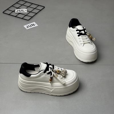 Женская обувь – Кроссовки