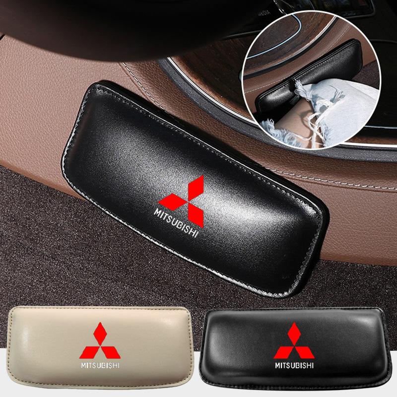 Leather Knee Pad Car Interior Pillow Comfortable Elastic Cushion For Mitsubishi ASX Lancer Pajero Outlander L200 EVO Lancer EX