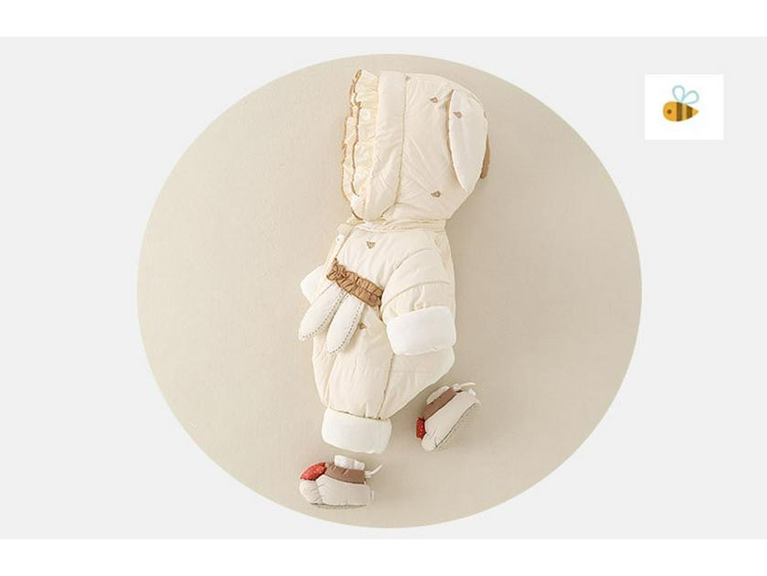 Утепленный флисовый зимний комбинезон для новорожденных девочек — милый наряд с капюшоном для прогулок.