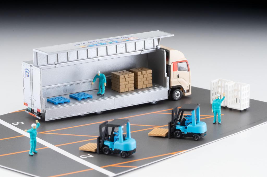TOMYTEC The Truck Collection Truck Collection Logistics Site Wing Van Set D Kyuso Shipping