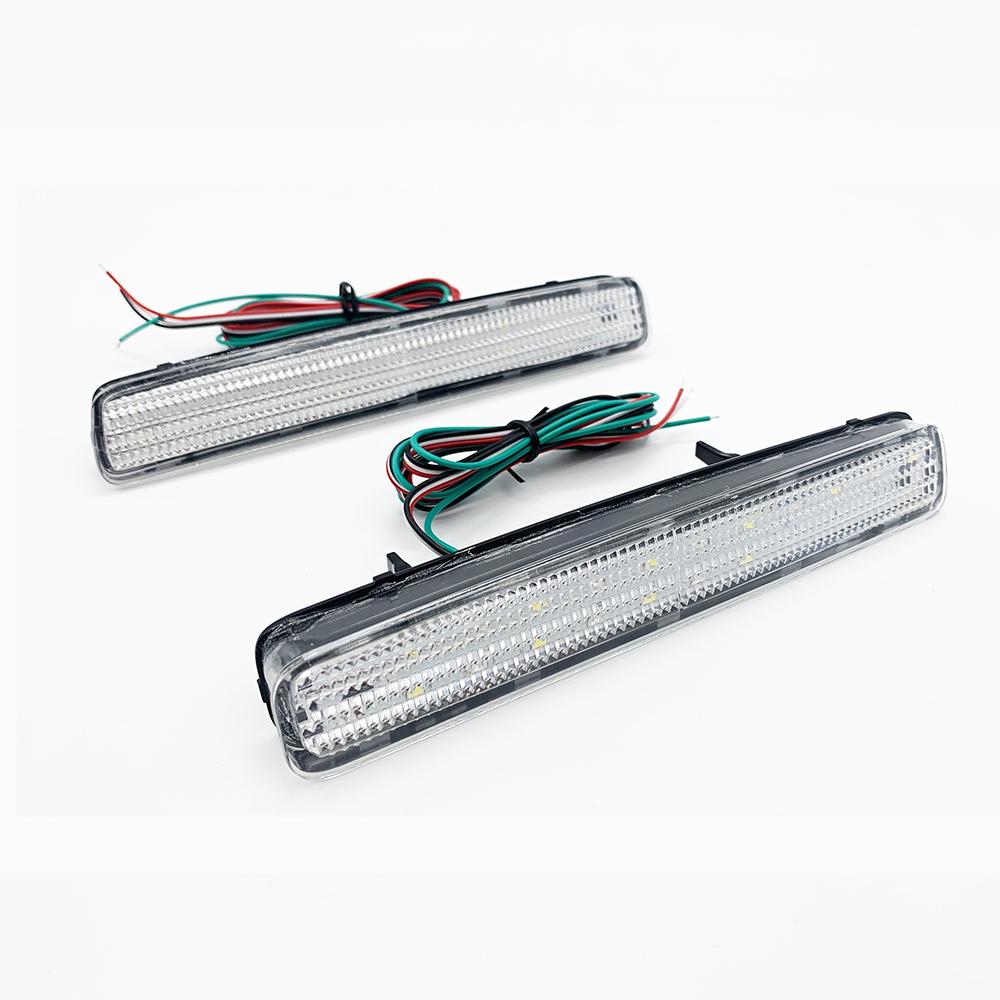 1 Pair LED Car Rear Bumper Reflector Light For Toyota NOAH VOXY 80 Pruis 40