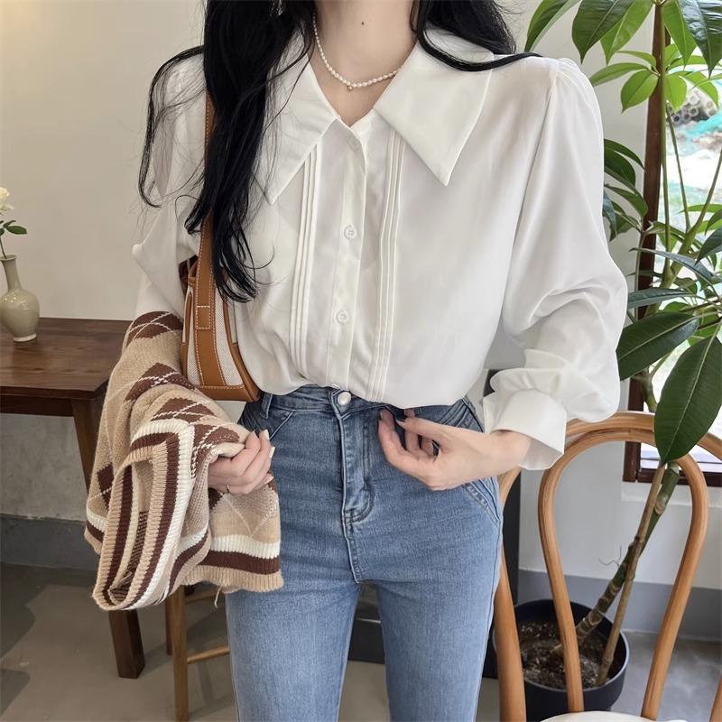 Повседневная женская рубашка Premium Sense of White Shirt Женская дизайнерская рубашка Sense Niche с длинными рукавами Универсальные шикарные топы Темперамент Элегантный модный топ