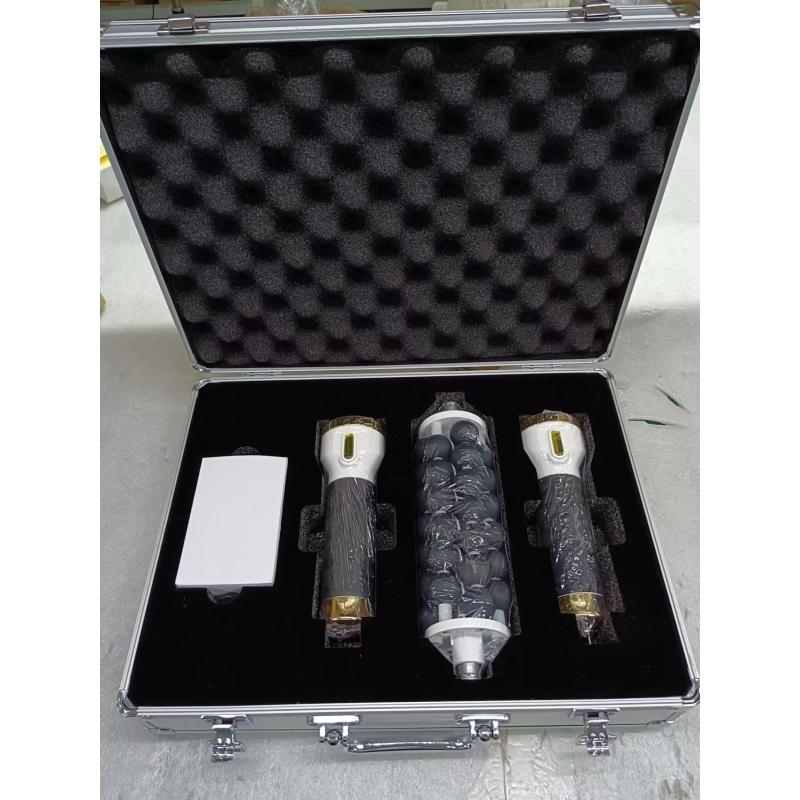 Массажер с микровибрационным шариком для расслабления мышц плеч и спины