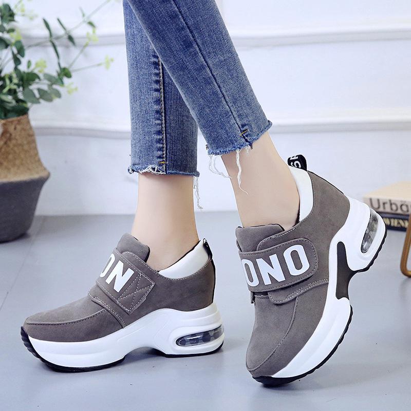 New thick-soled muffin shoes, student casual shoes, autumn single shoes, Velcro inner height increase