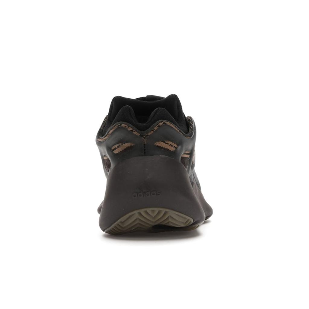 Adidas Кроссовки унисекс Yeezy 700 V3 Clay Brown Eremiel GY0189