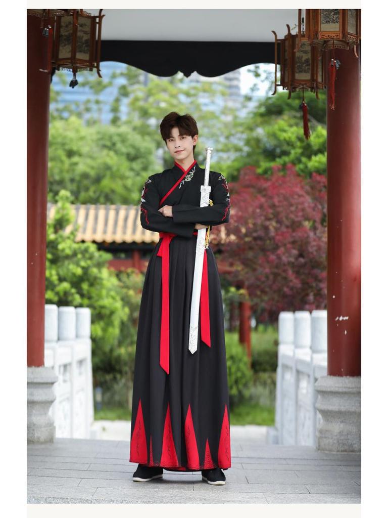 Мужской ханьфу с журавлями большого размера черного цвета: Осенне-зимний наряд ученого-фехтовальщика