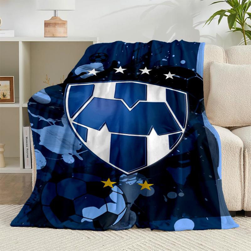1PC Football Club Emblem Flannel Blanket Gift, Suitable for Both Men And Women, Soft Ideal for Beds And Sofa, Birthday Or Christmas Gift