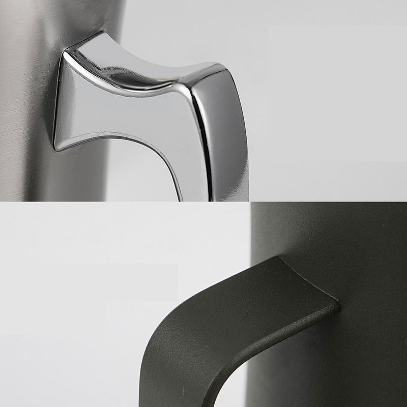 Изолированные стаканы с ручками Большой емкости Чашка для питья Защита от брызг 600 мл Термостакан для горячих и холодных напитков Кофе