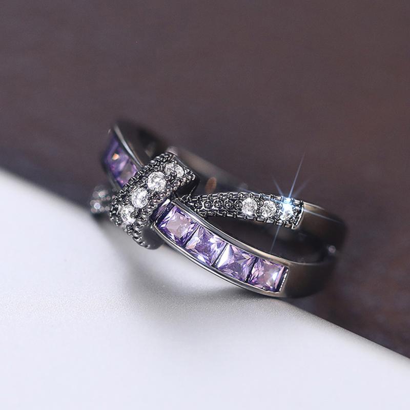 Huitan Fashion Black Finger Ring Female Charming Purple/White Cubic Zirconia Jewelry for Engagement Party Stylish Accessories