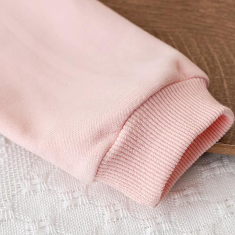 Весенне-осенняя одежда для девочек с длинным рукавом, топ с круглым вырезом, украшенный 3D-сердцем с принтом букв, милая детская одежда