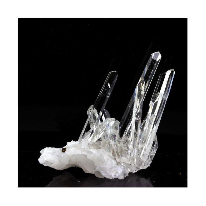 Pierres et Minéraux. Quartz biterminé + Chalcopyrite. 104.0 ct. La Gardette Mine, Bourg d'Oisans, Isère, France.