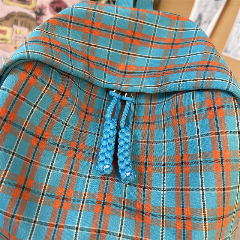 Клетчатый студенческий школьный рюкзак женский легкий вместительный