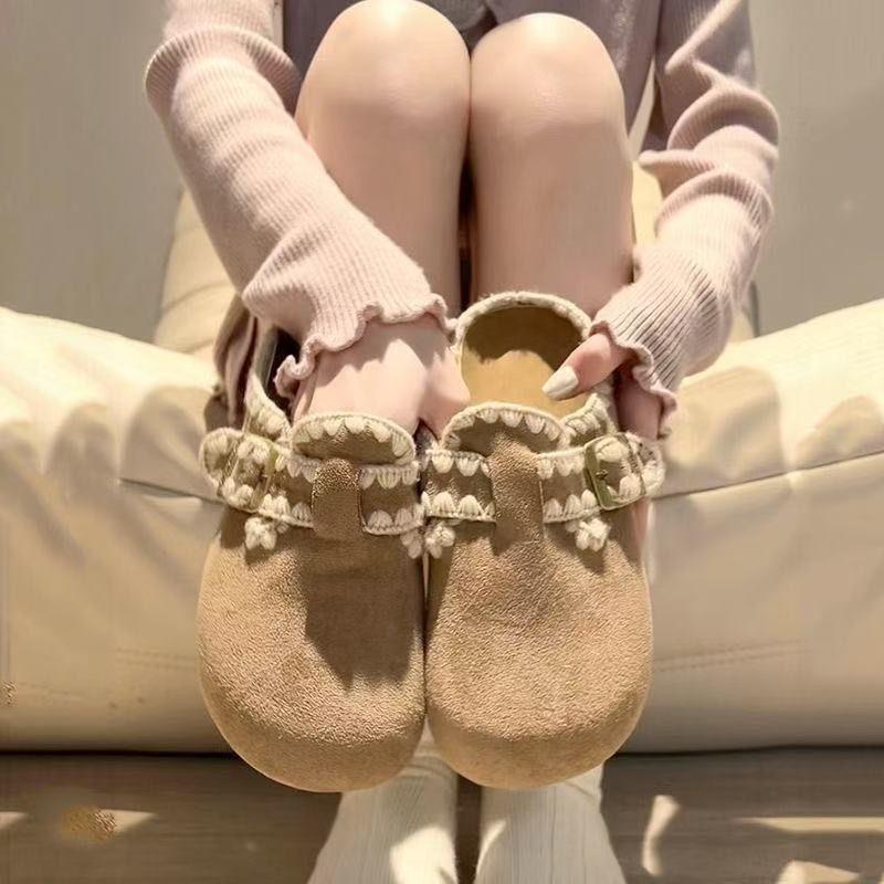 New One-pedal Bag Head and Half Slippers, Wearing Boken Single Shoes 2025 Autumn Retro Embroidered Flat-soled Boken Shoes for Women