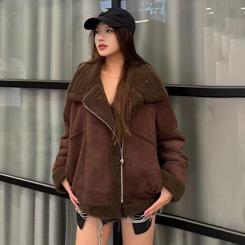 Kaiser Женская экологичная байкерская куртка из овчины