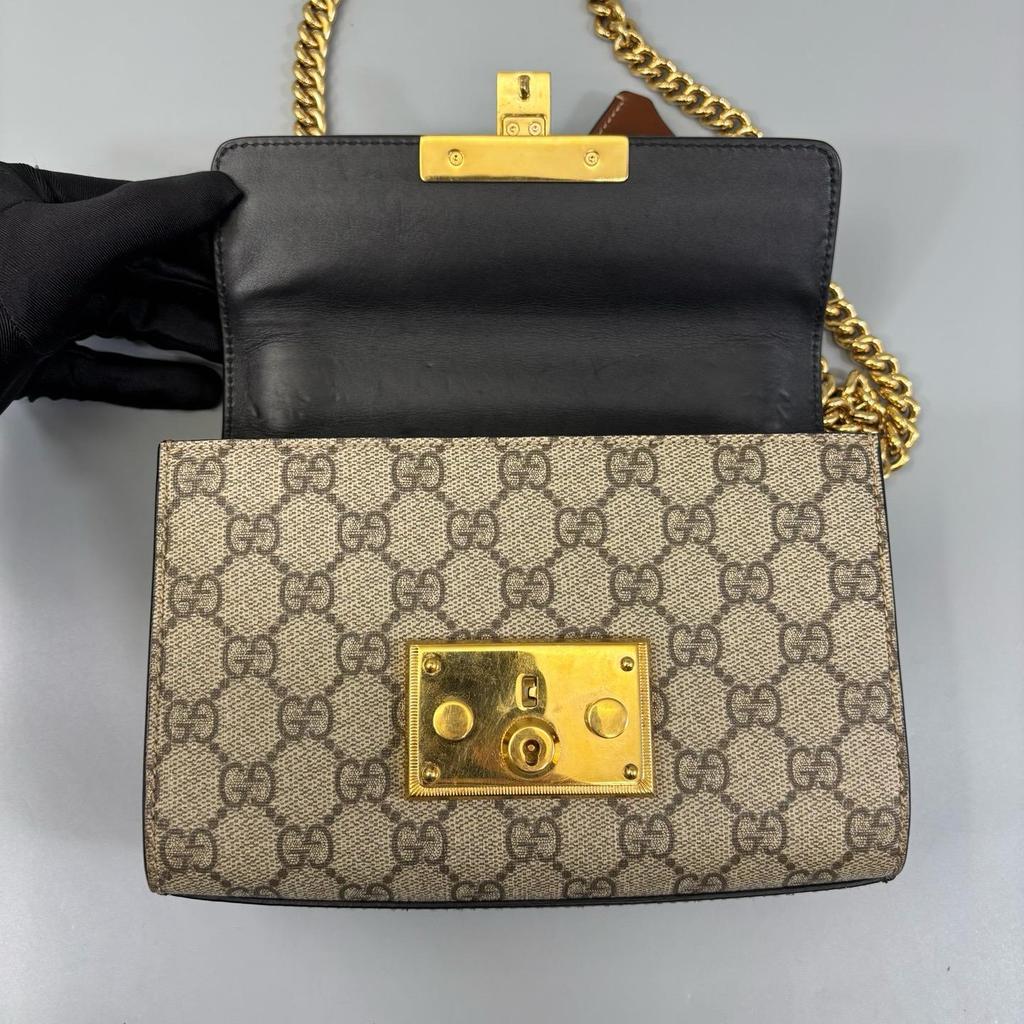 [Pre-Owned] Padlock Chain Crossbody Bag - Very Good #E0LQFF