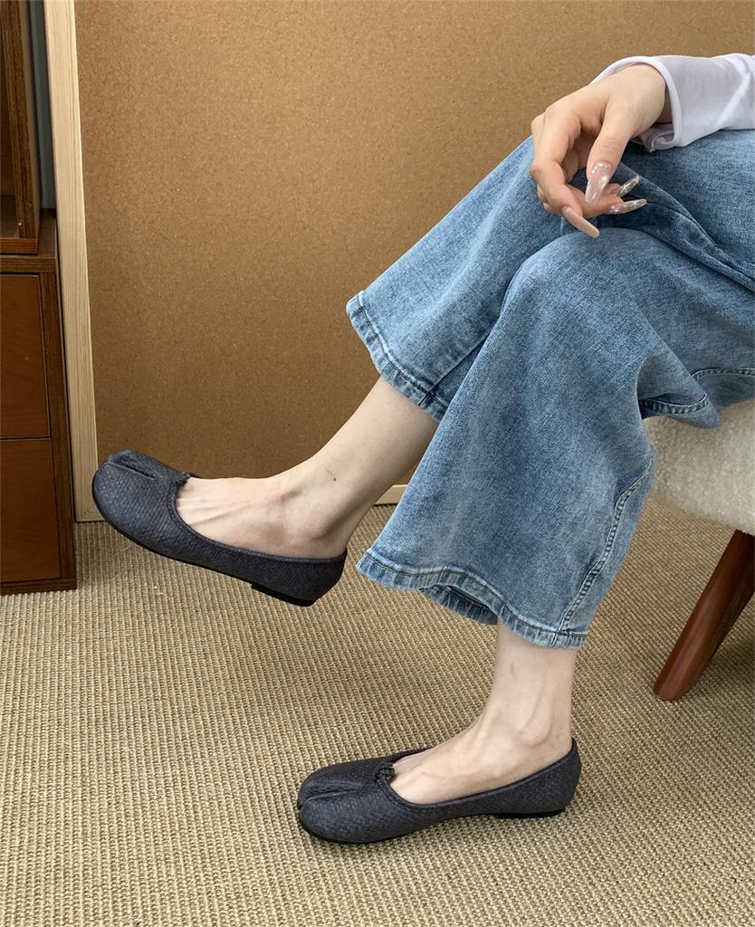 Flat-soled Pig's Feet Single Shoes Sub-toed Pig's Trotters Shoes Women's 2025 Summer New Soft-soled Lazy One-pedal Women's Shoes Casual Shoes