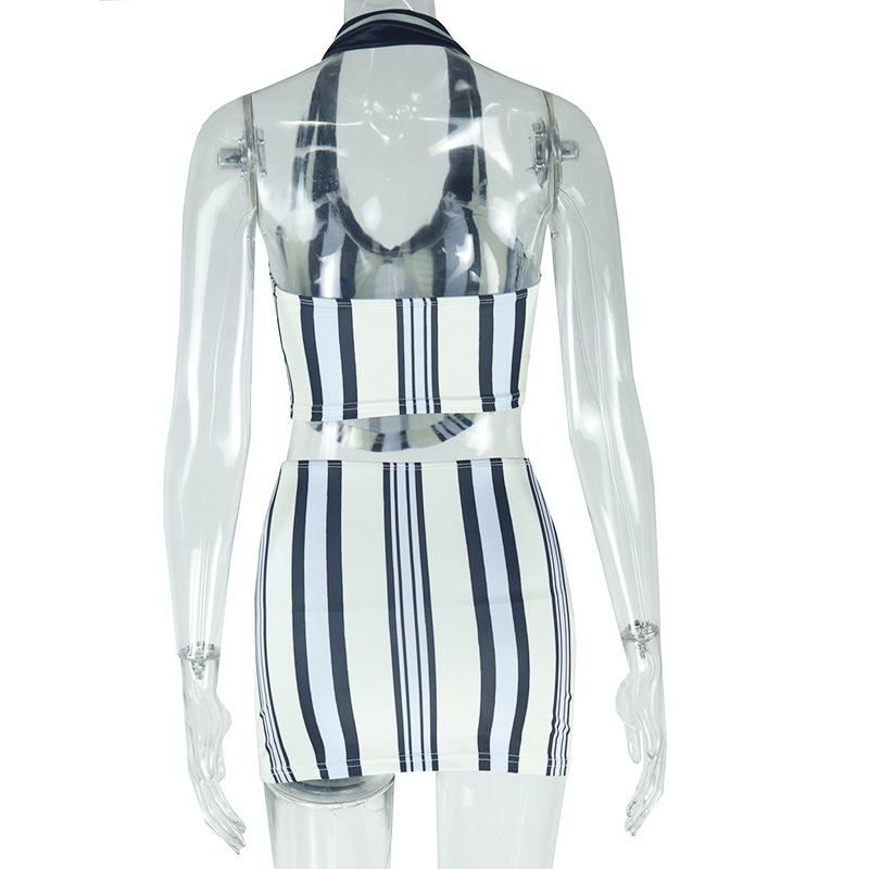 Комплект из юбок без рукавов с контрастными полосками и висячим воротником в европейском и американском стиле