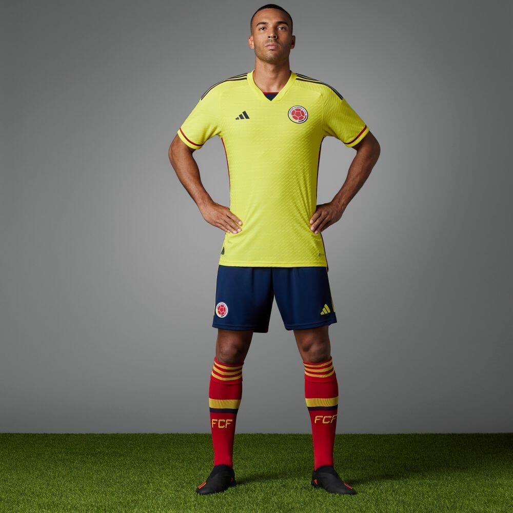 Adidas Сплошной цвет с логотипом и коротким рукавом, футбольная майка для игрока, мужская спортивная майка, желтый HB9172