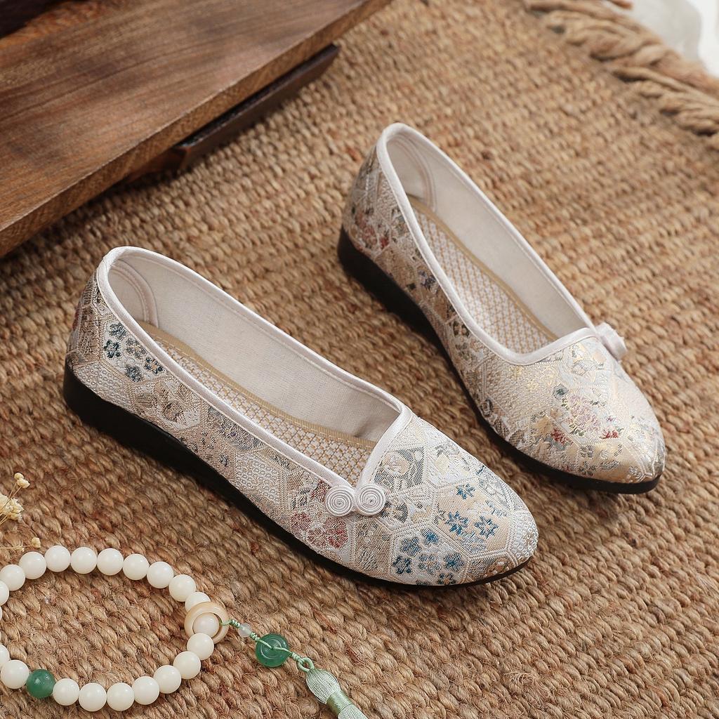 2024 Summer New Women's Single Shoes Comfortable Shallow Mouth Flat Bottom Women's Shoes Fashionable and Elegant Mother Shoes Old Beijing Cloth Shoes