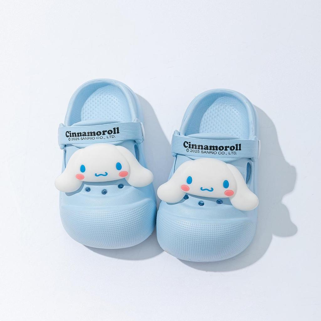 Летние тапочки для девочек Sanrio: Нескользящие клоги и сандалии с закрытым носком для использования в помещении и на улице