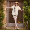 Xiangying ethnic style embroidered loose fitting shirt for women, 2026 summer new round neck bubble sleeve shirt with linen top