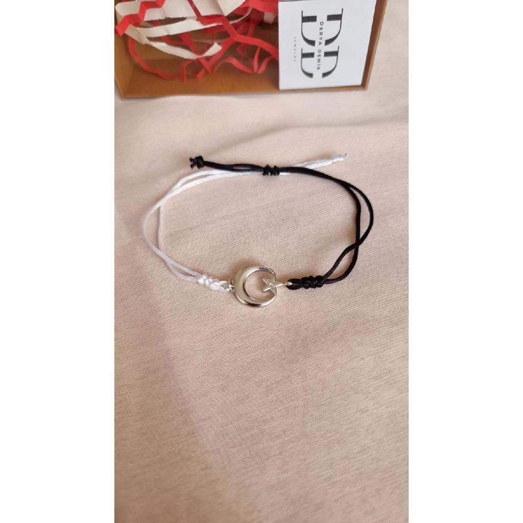 Браслет в виде веера со звездой и полумесяцем