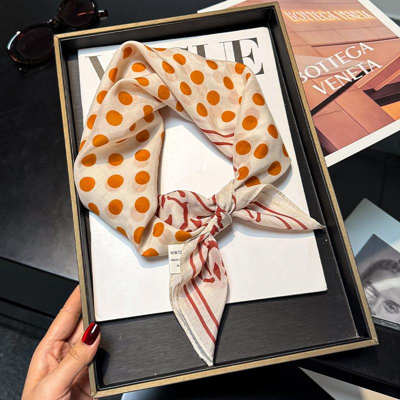 30% Silk 70% Cotton Scarf Women Square Neck Shawls Wraps for Ladies Foulard Scarves Pashmina Female Hijab Bandana Bufanda 70cm