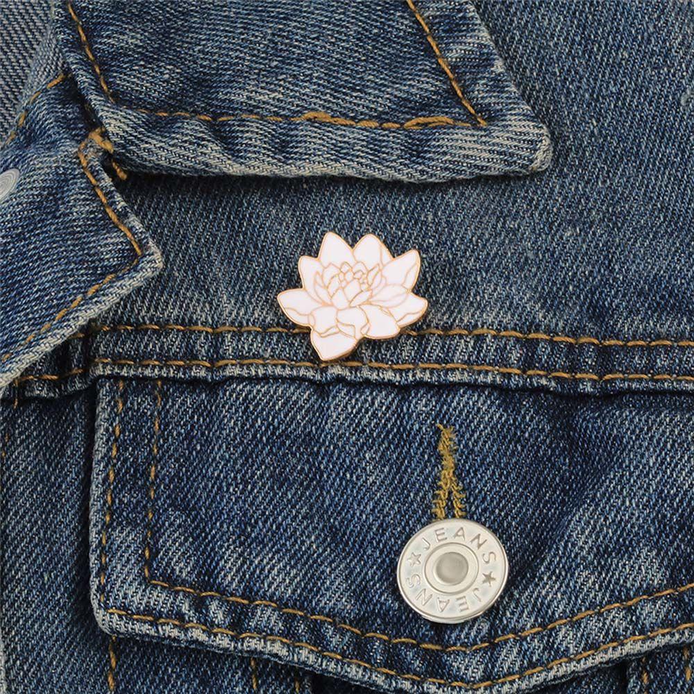 White Lotus Flower Lapel Pin Badge Pin Lotus Flower Brooch Enamel Pin Brooches Pin Lapel Brooch