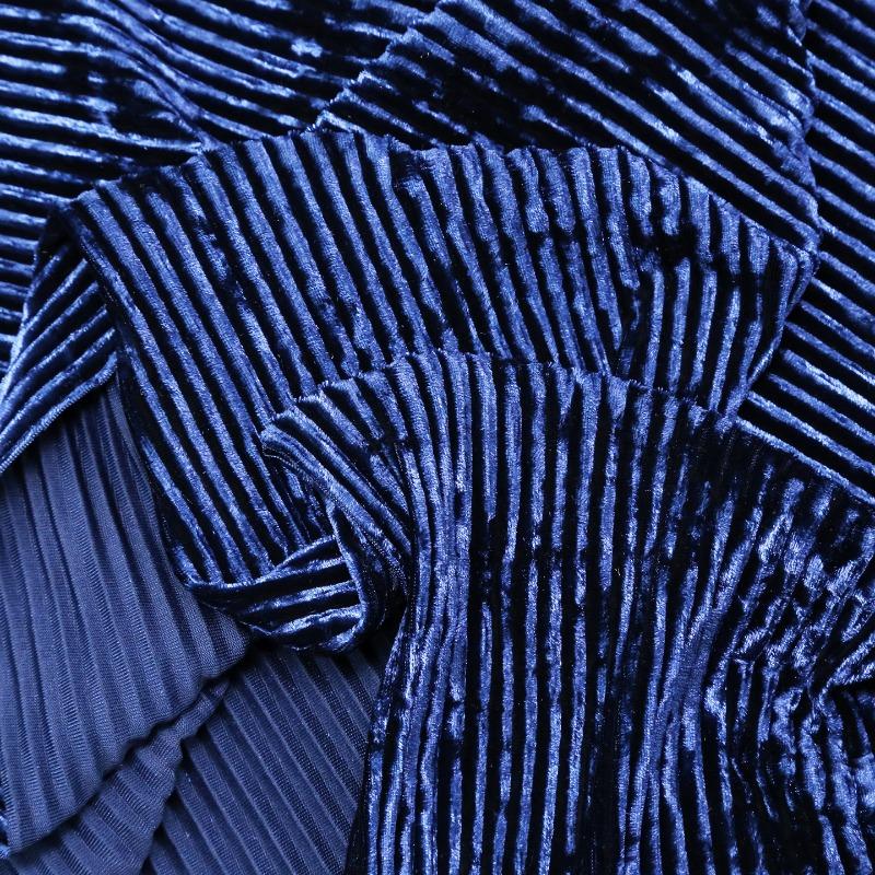 100x158cm Striped Textured Pleated Fabric Elastic Silky Drape for Spring and Dress Wide Leg Pants Clothing Fabric