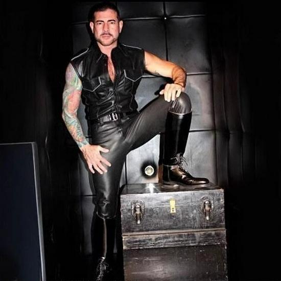 Европейские и американские мужские однотонные эластичные мотоциклетные брюки из ПУ кожи