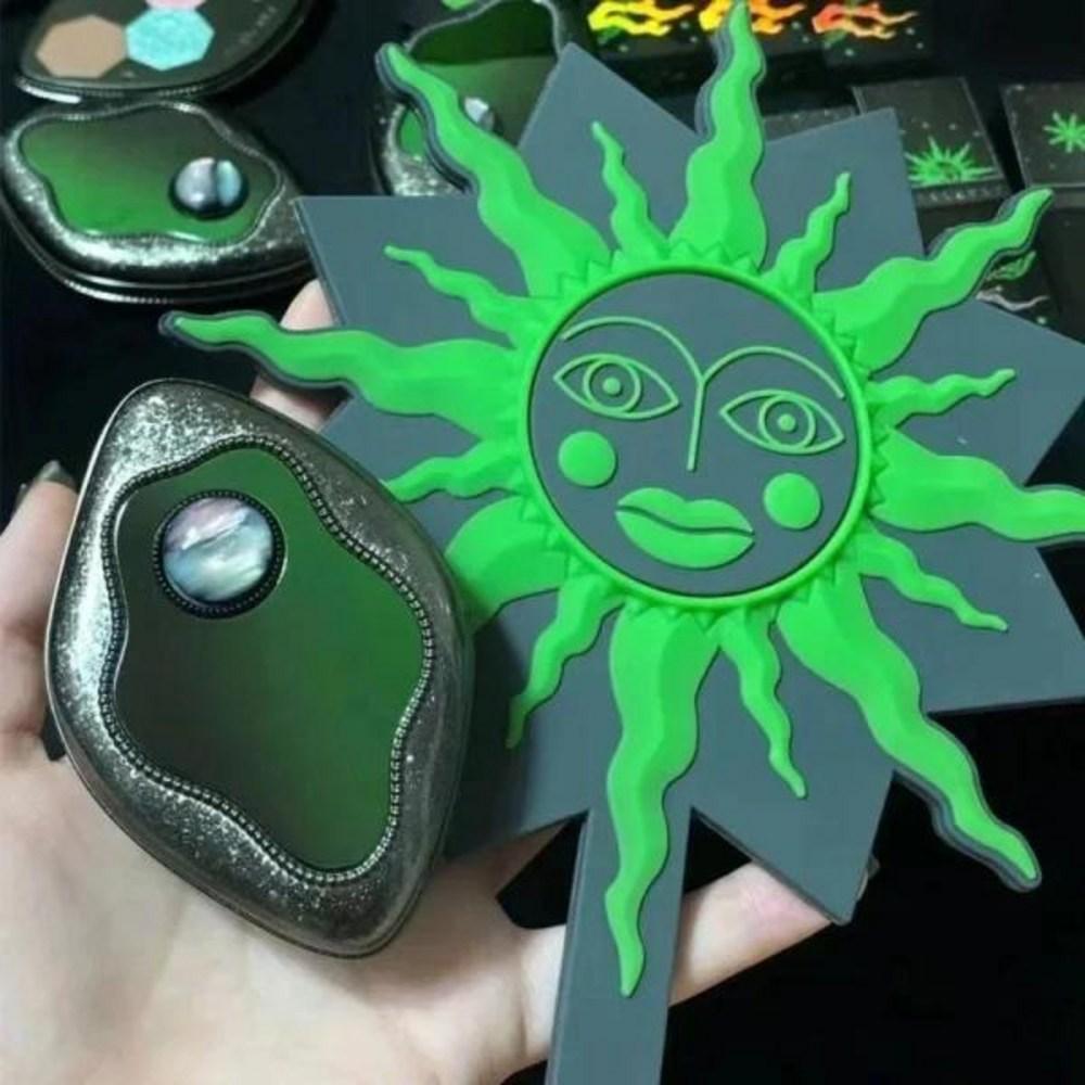 Girl Cult Eye Makeup GIRLCULT Chameleon Dream Shadow Palette Mirror Lip Gloss Pen Glue Firefly Grass Green Женская косметика, 1 шт., 7 шт.) 40