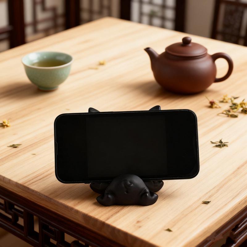 French Bulldog Sunglasses Phone Holder: Cute Resin Decoration Ornament