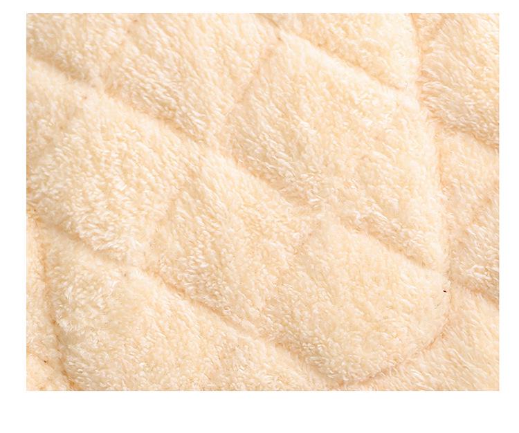 New Plus Velvet Warm Fashionable Short Jacket for Middle-Aged and Elderly Women - Stylish Autumn/Winter Cotton Coat