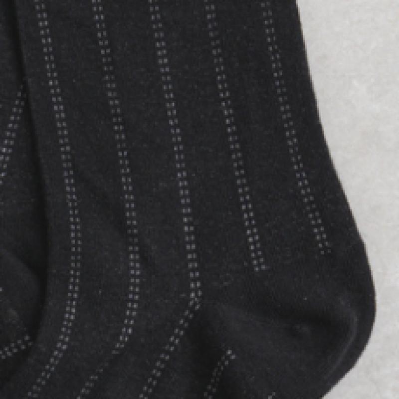 Носки Monfoot с вертикальным узором, черные