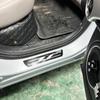 I10 Модель Автомобиля Лезвие Защитная Накладка на Порог Двери Анти-шаговая Наклейка и Универсальная Полоса на Бампер