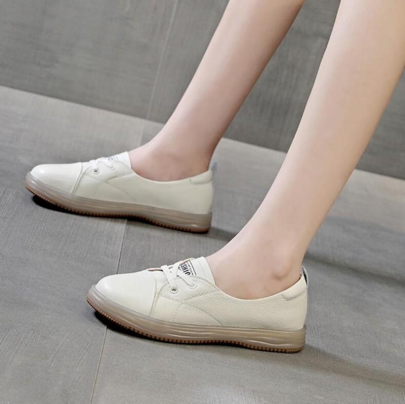 Модная женская повседневная обувь из натуральной кожи больших размеров, весенние вулканизированные туфли, женская обувь для скейтбординга, осенние маленькие белые кроссовки