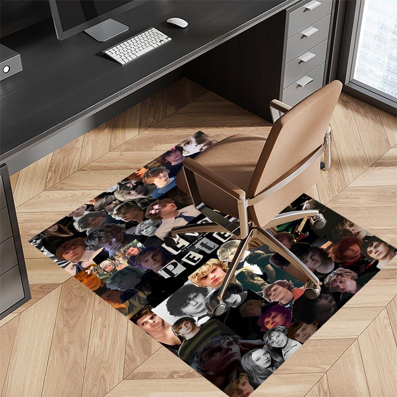 1pc Evan Peters3 Print Area Rug - Soft, Washable Non-Slip Indoor Mat for Office Chairs, Living Room, Home Office Decorative Rug