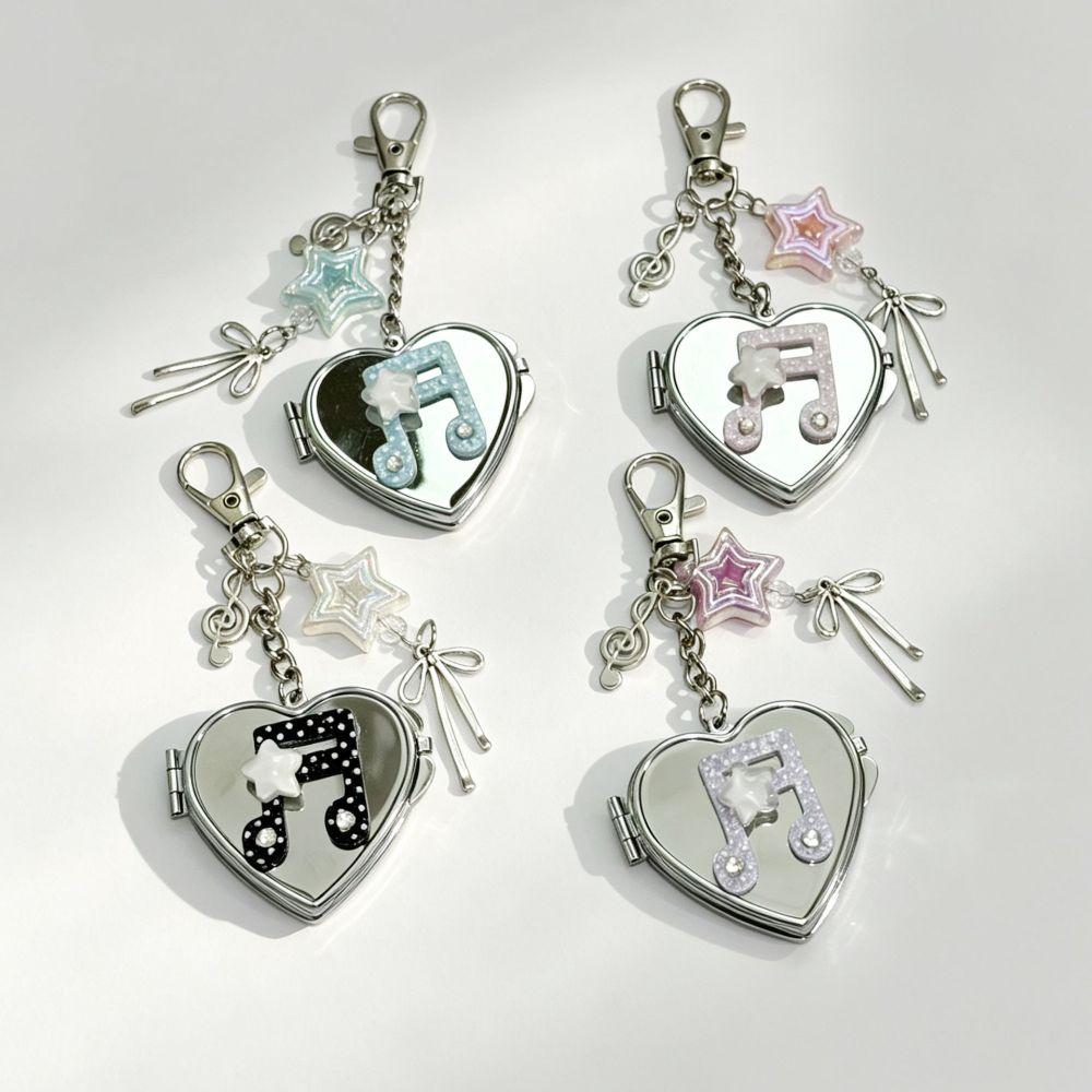 Lightweight Mirror Keychain Heart-Shaped Makeup Mirror Accessories Aesthetic Key Pendant Daily Use