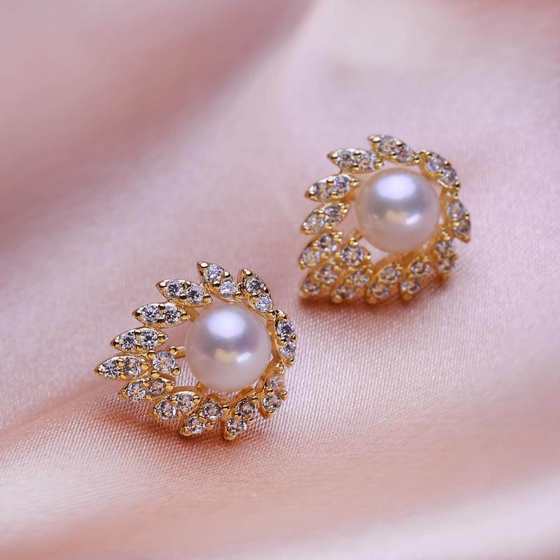 seniko Natural Freshwater Pearl Earrings Fashion Leaf Earrings For Women Girl Gift Stud Earrings